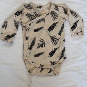 Kate Quinn 12-18M Organic Cotton Fern Wrap